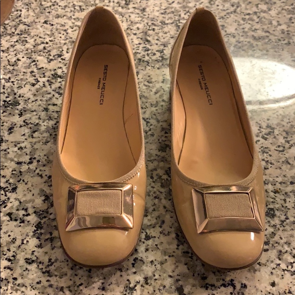 Sesto Meucci Nude Patent Leather Heels